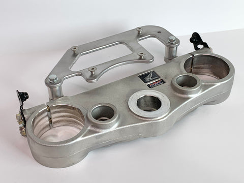Stella mounting plate